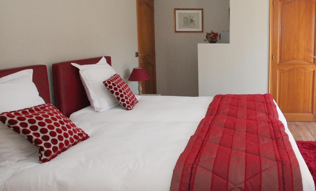 Saint Graal Bed and Breakfast Chamant Rum bild