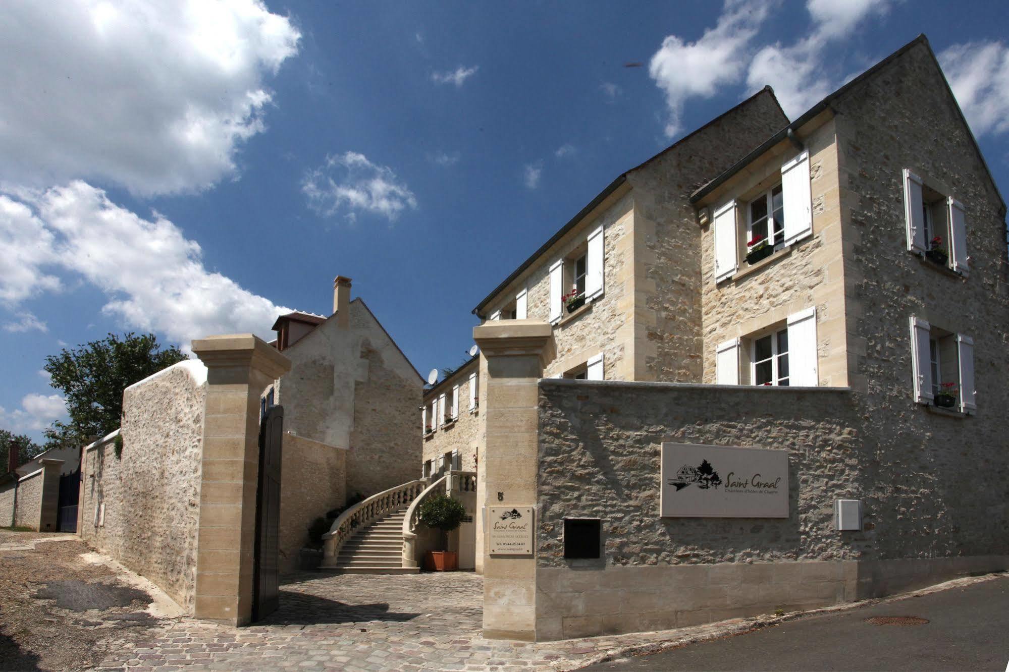 Saint Graal Bed and Breakfast Chamant Exteriör bild