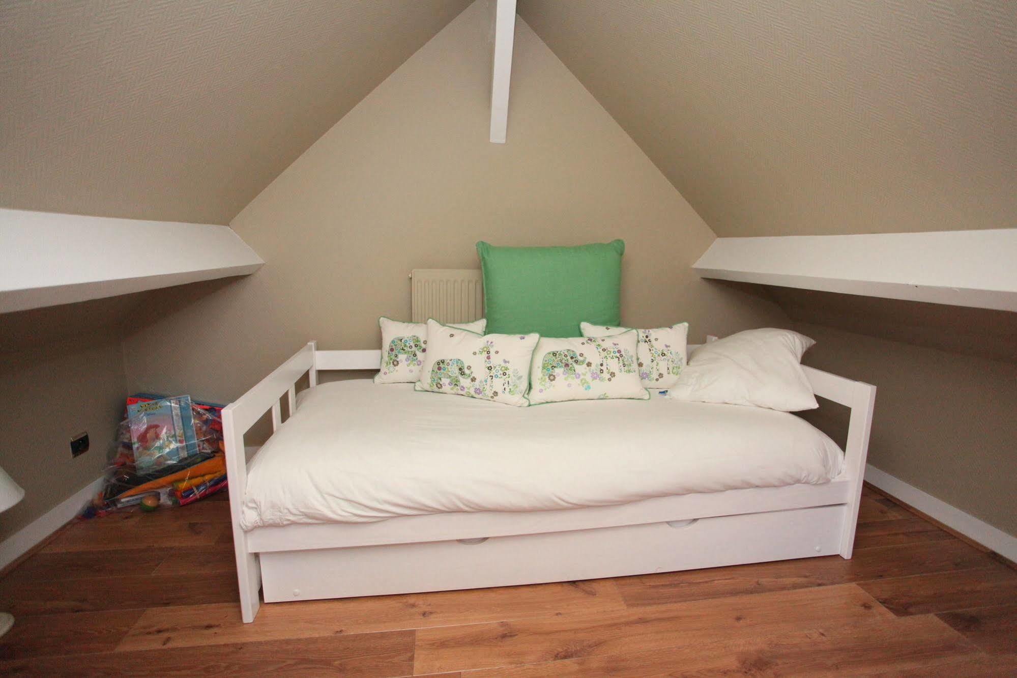 Saint Graal Bed and Breakfast Chamant Exteriör bild