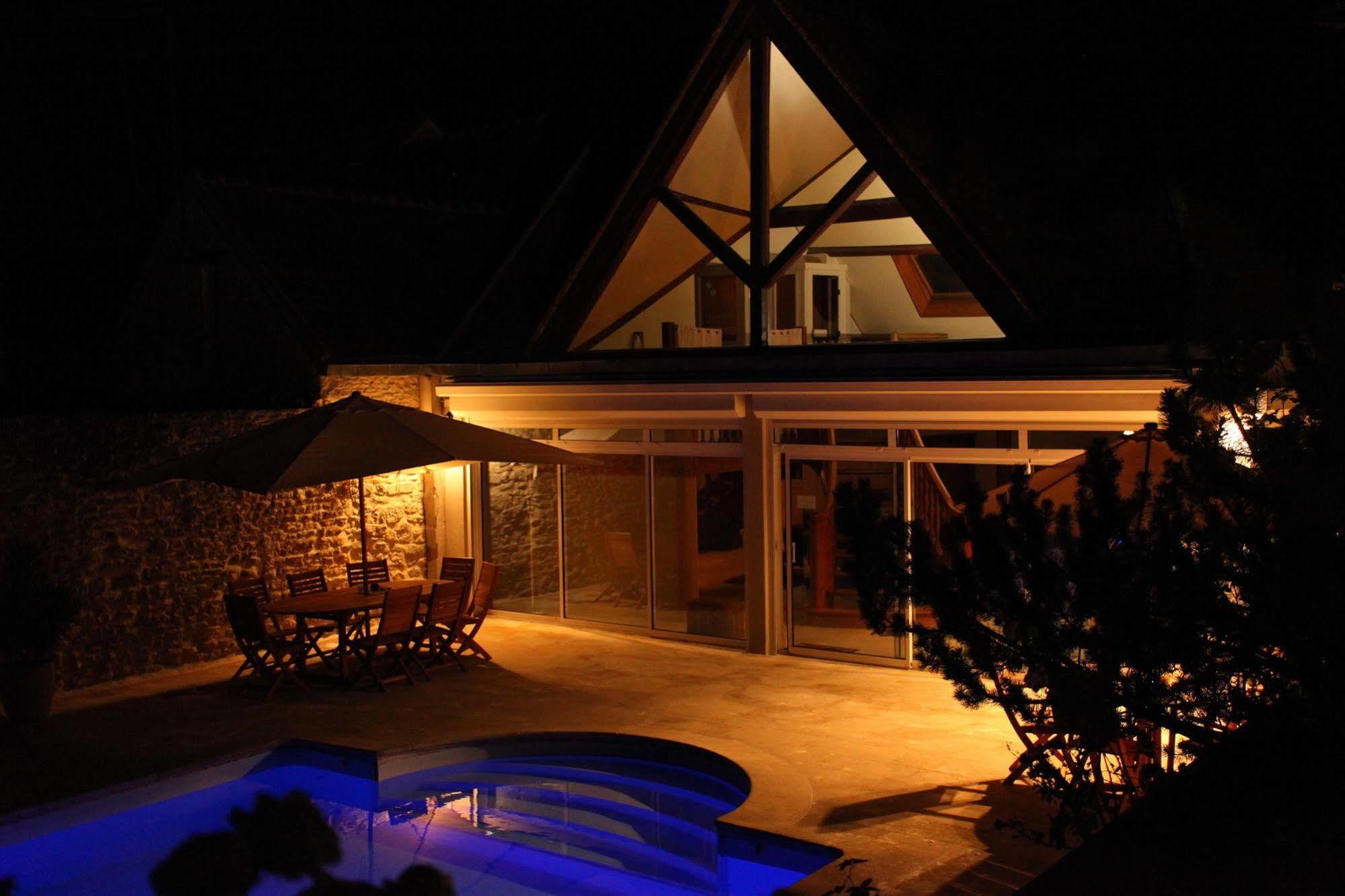 Saint Graal Bed and Breakfast Chamant Exteriör bild