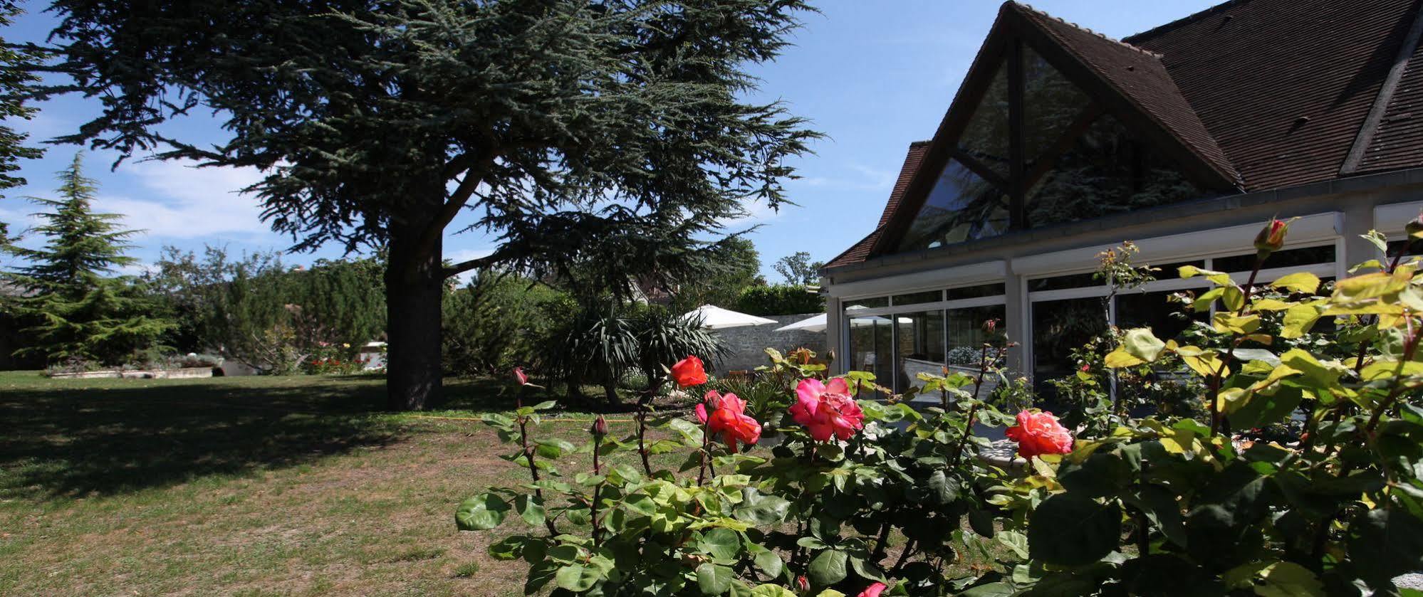 Saint Graal Bed and Breakfast Chamant Exteriör bild